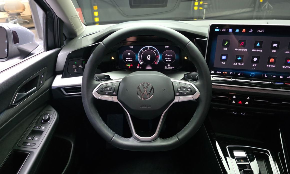 Volkswagen Golf 2025