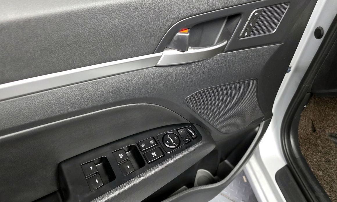 Hyundai AVANTE 2019