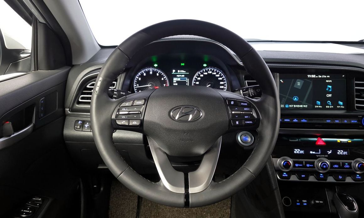 Hyundai AVANTE 2019
