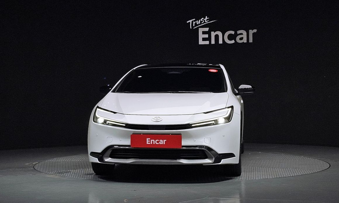 Toyota Prius 2025