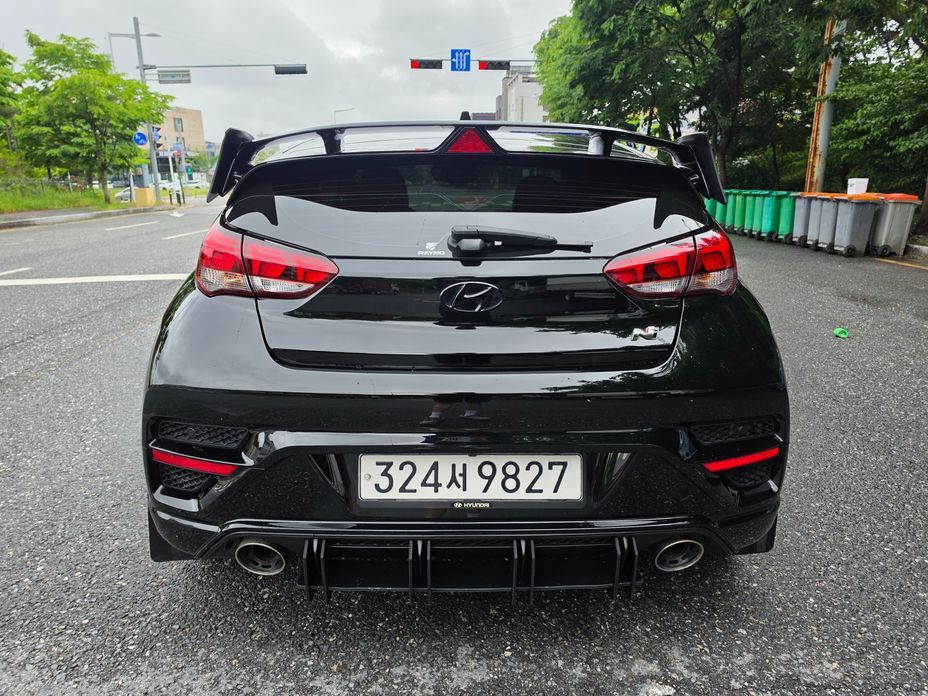 Hyundai Veloster 2021