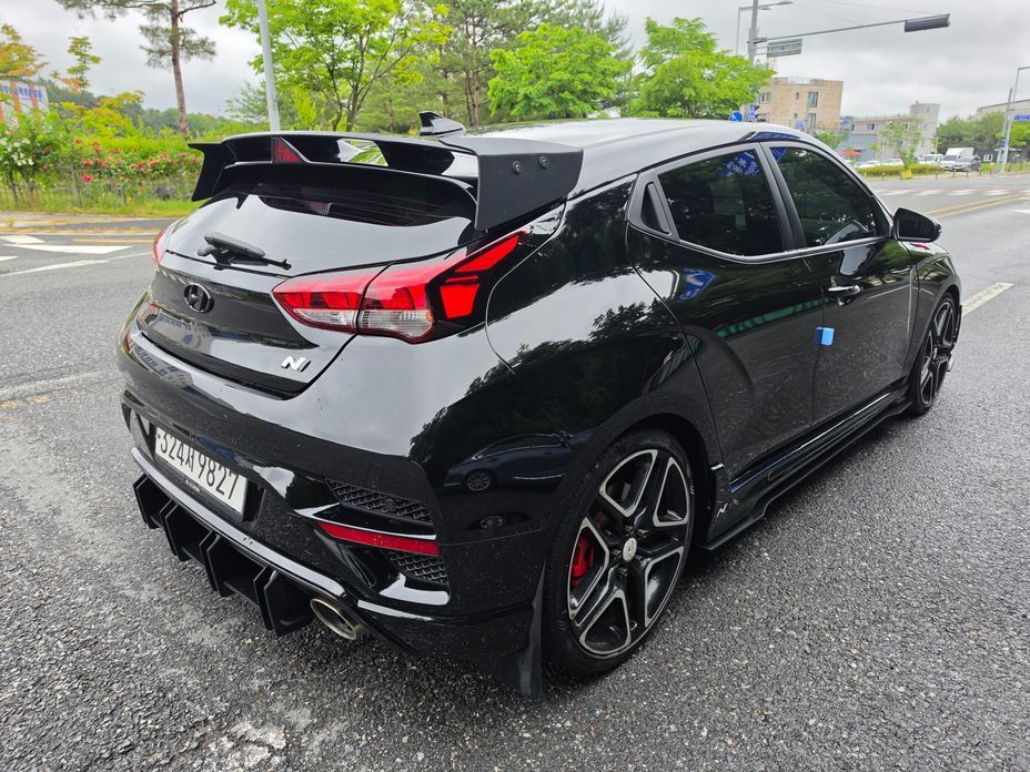 Hyundai Veloster 2021