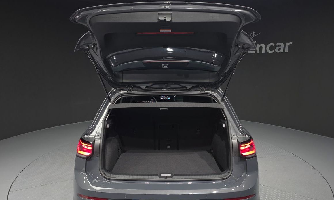 Volkswagen Golf 2025