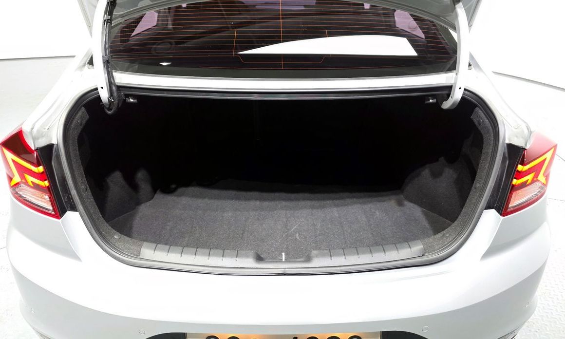 Hyundai AVANTE 2019
