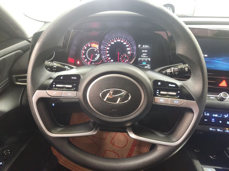 Hyundai AVANTE 2023