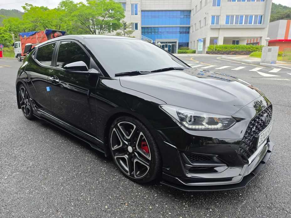 Hyundai Veloster 2021