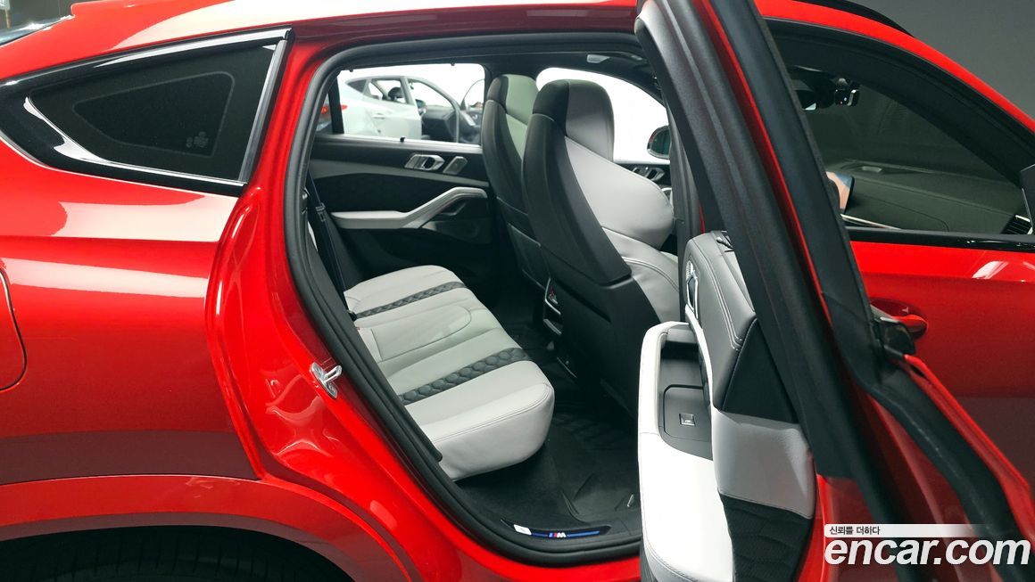 BMW X6M 2022