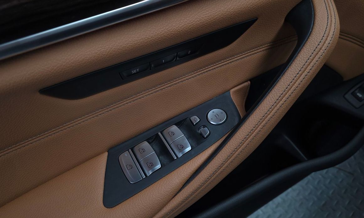 BMW 5-Series 2021