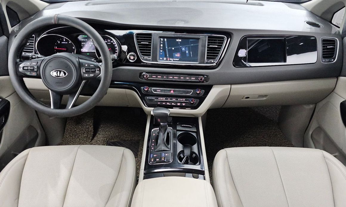 Kia Canival 2018