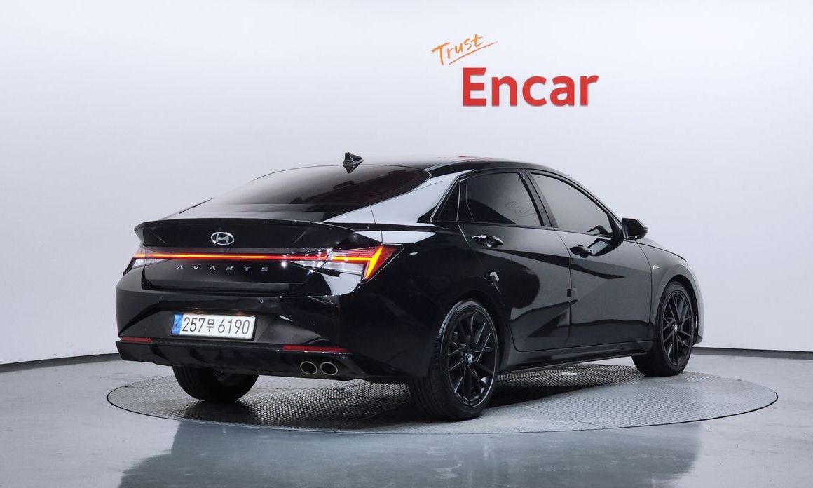 Hyundai AVANTE 2021
