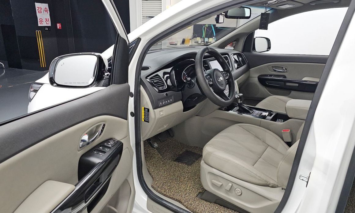 Kia Canival 2018