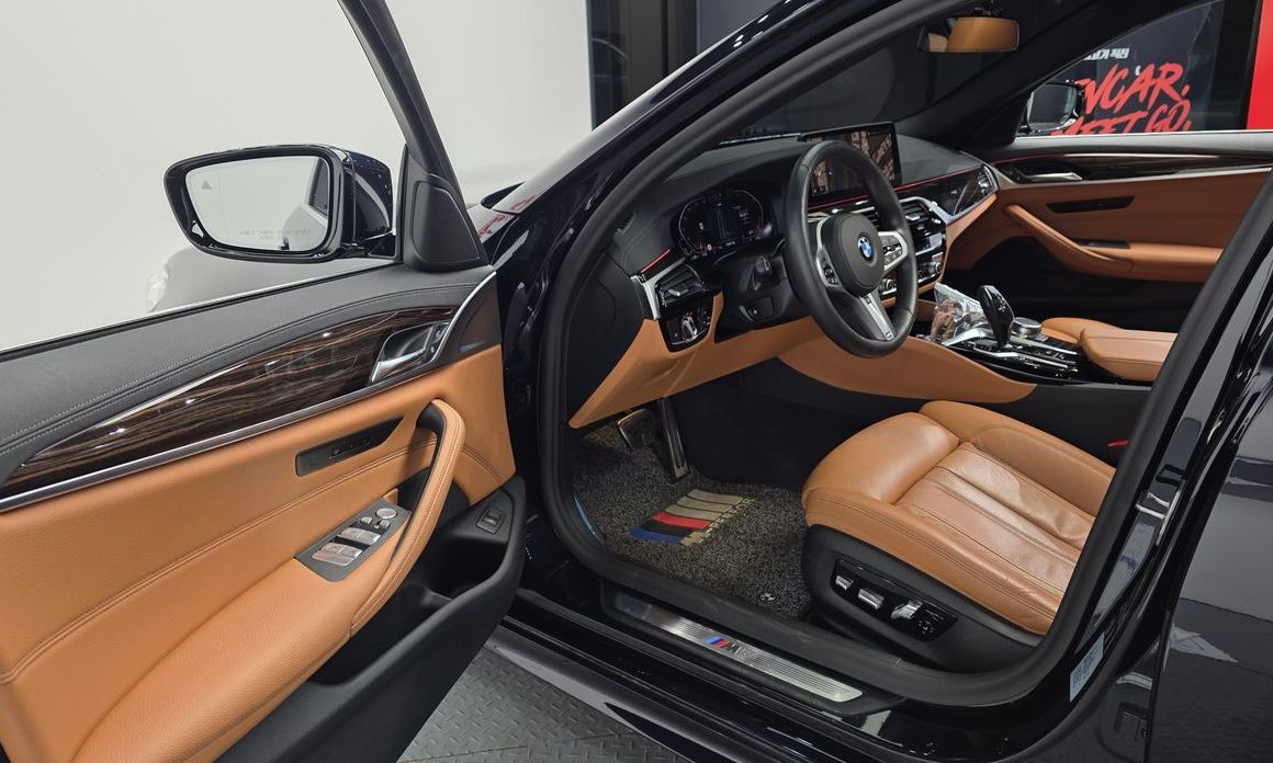 BMW 5-Series 2021