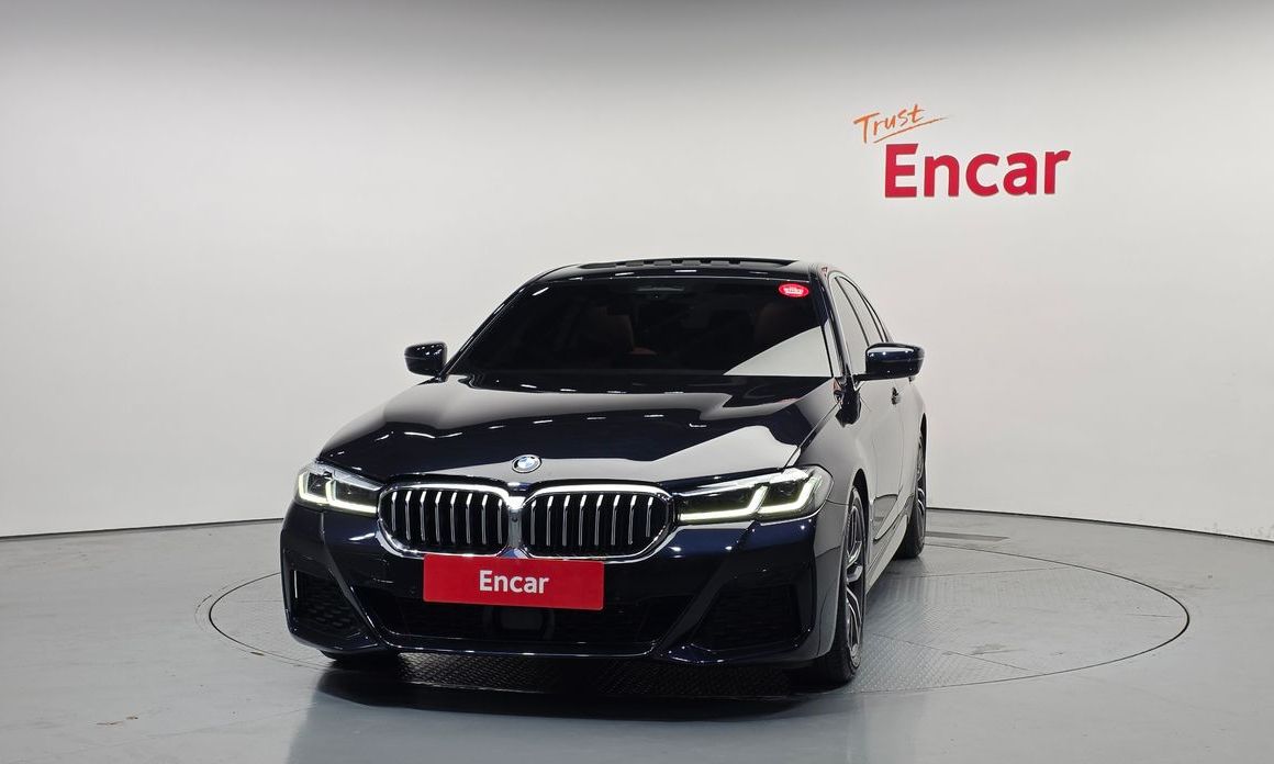 BMW 5-Series 2021