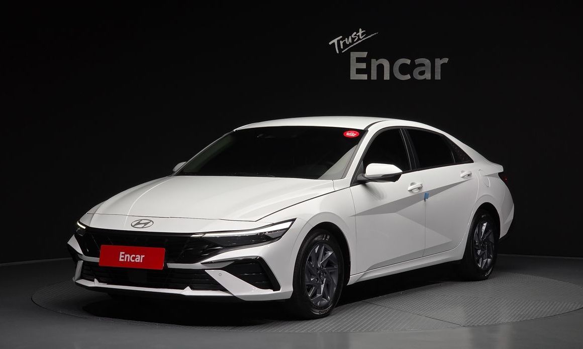 Hyundai AVANTE 2025