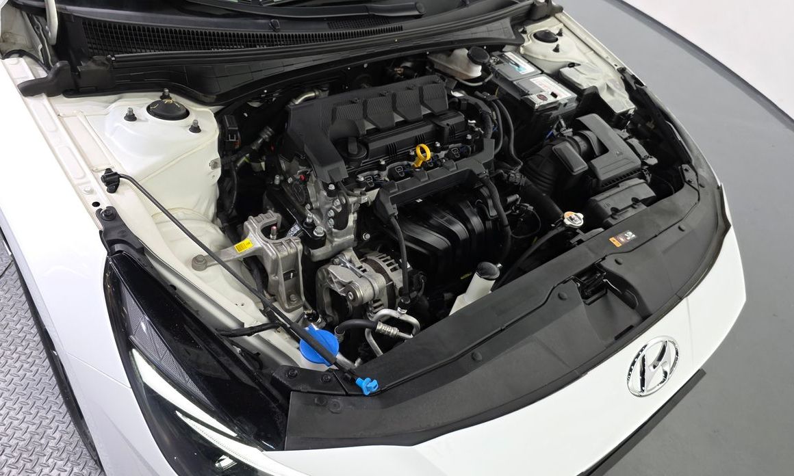 Hyundai AVANTE 2022