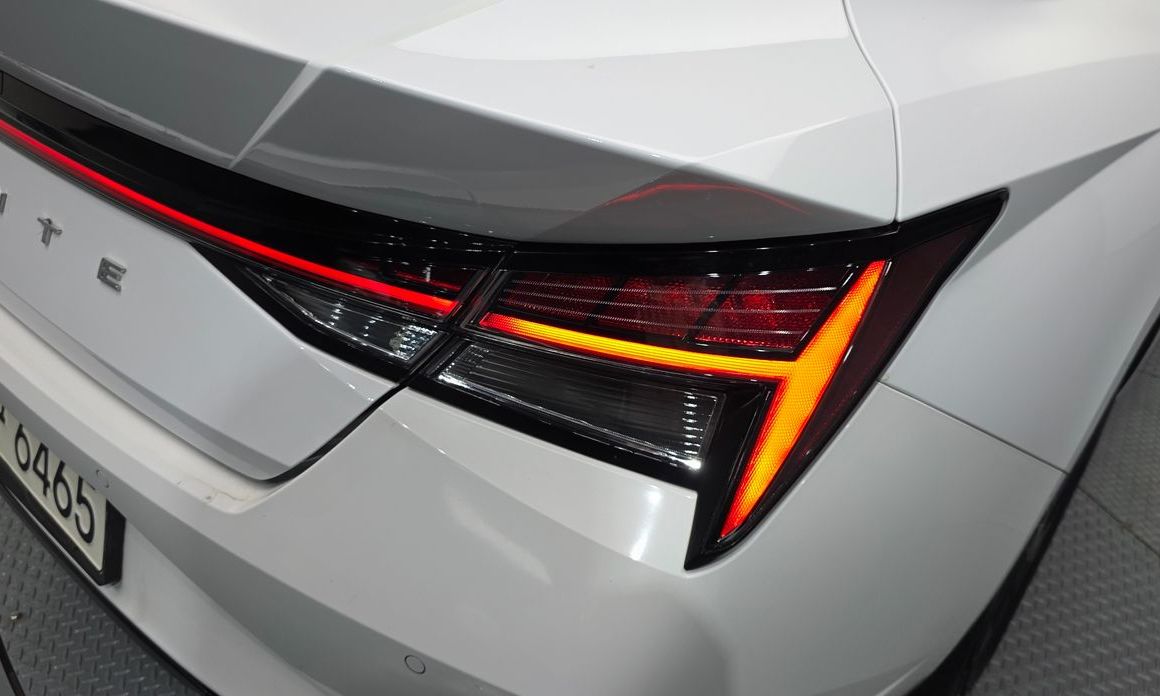 Hyundai AVANTE 2022