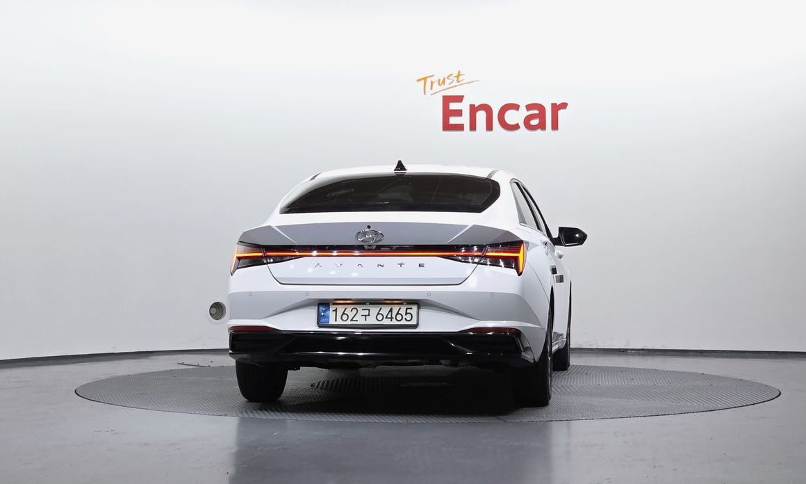Hyundai AVANTE 2022