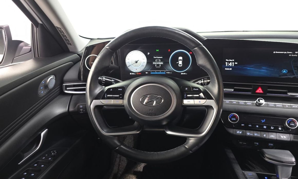 Hyundai AVANTE 2022