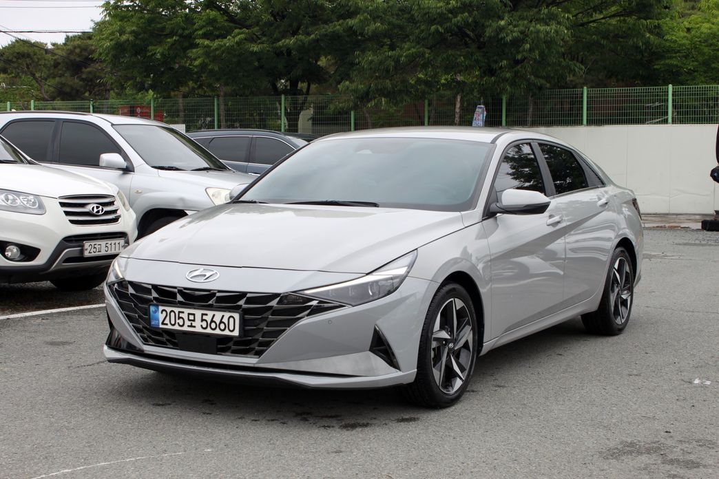 Hyundai AVANTE 2023