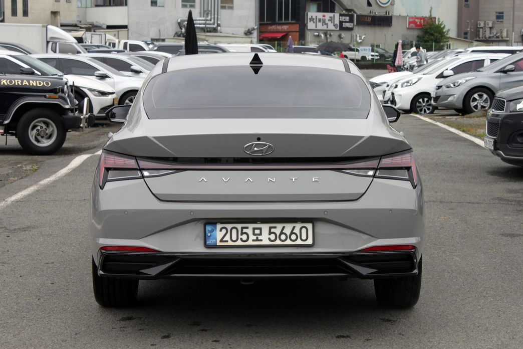 Hyundai AVANTE 2023