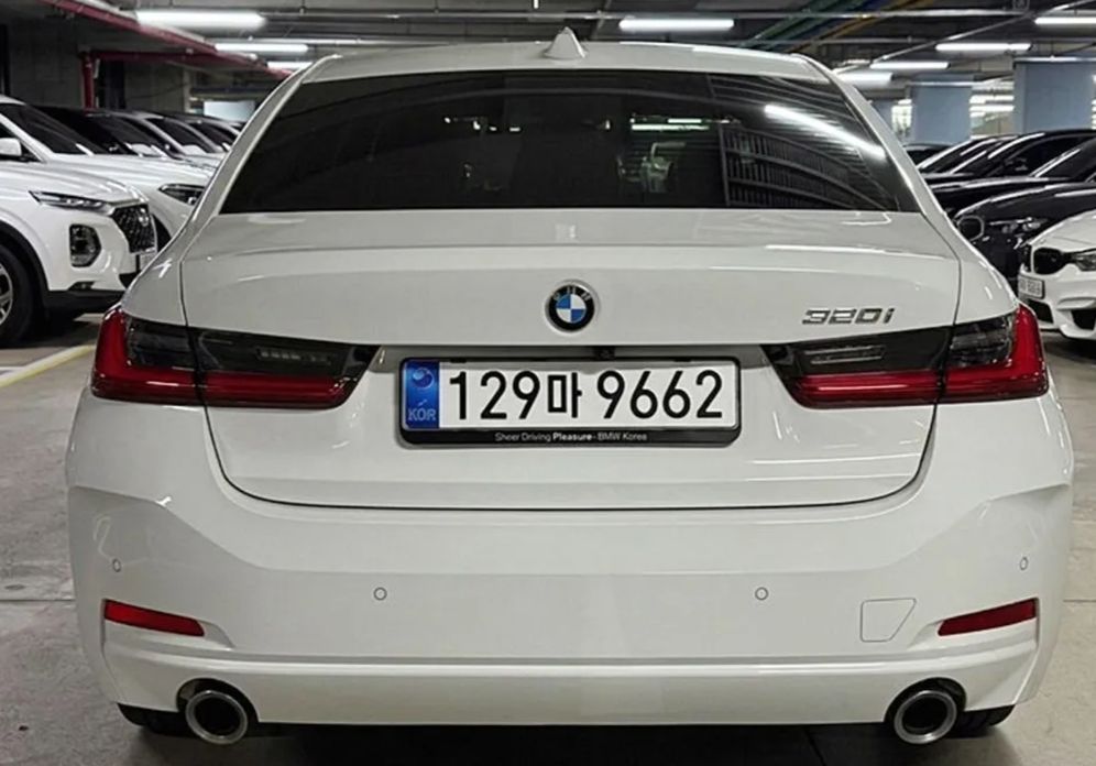 BMW 3-Series 2025