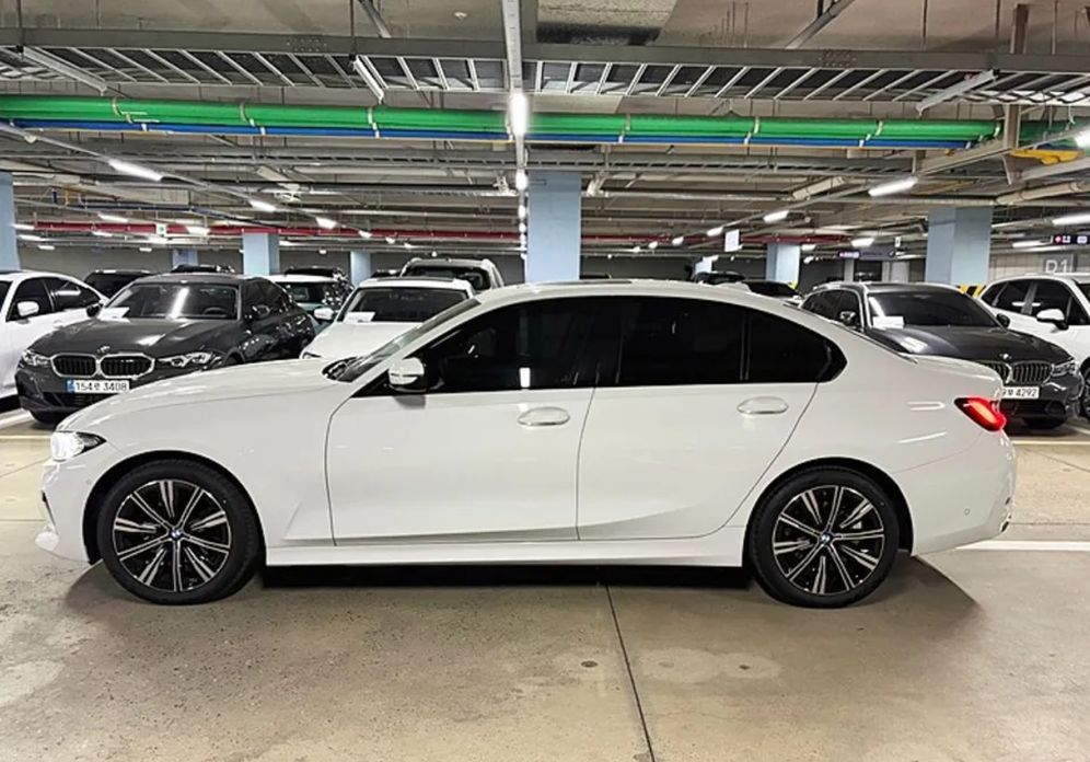 BMW 3-Series 2025