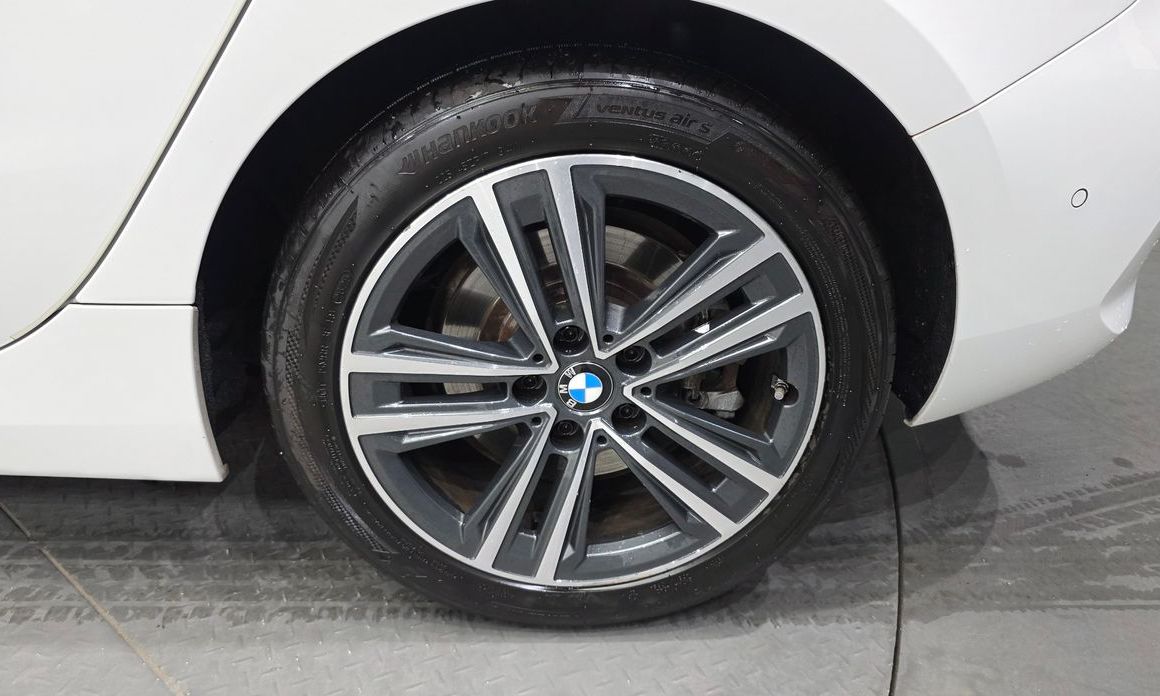 BMW 1-Series 2021