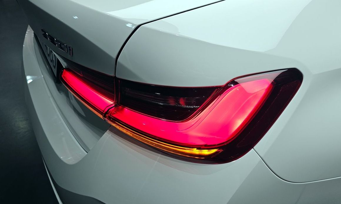 BMW 3-Series 2024