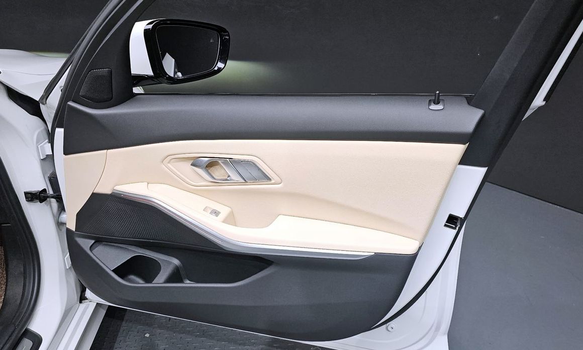 BMW 3-Series 2024