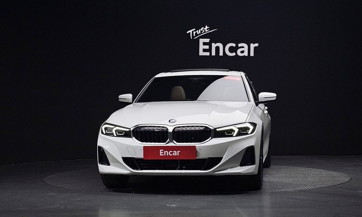 BMW 3-Series 2024