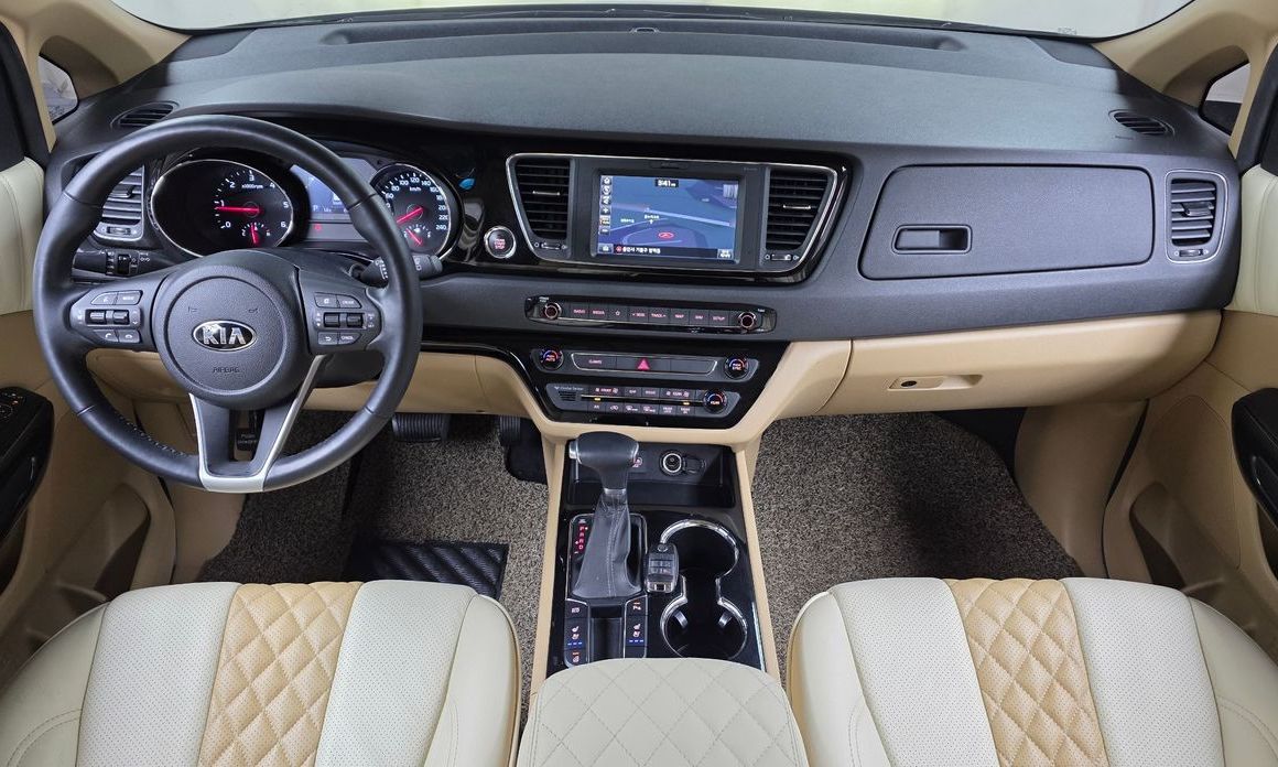 Kia Canival 2019