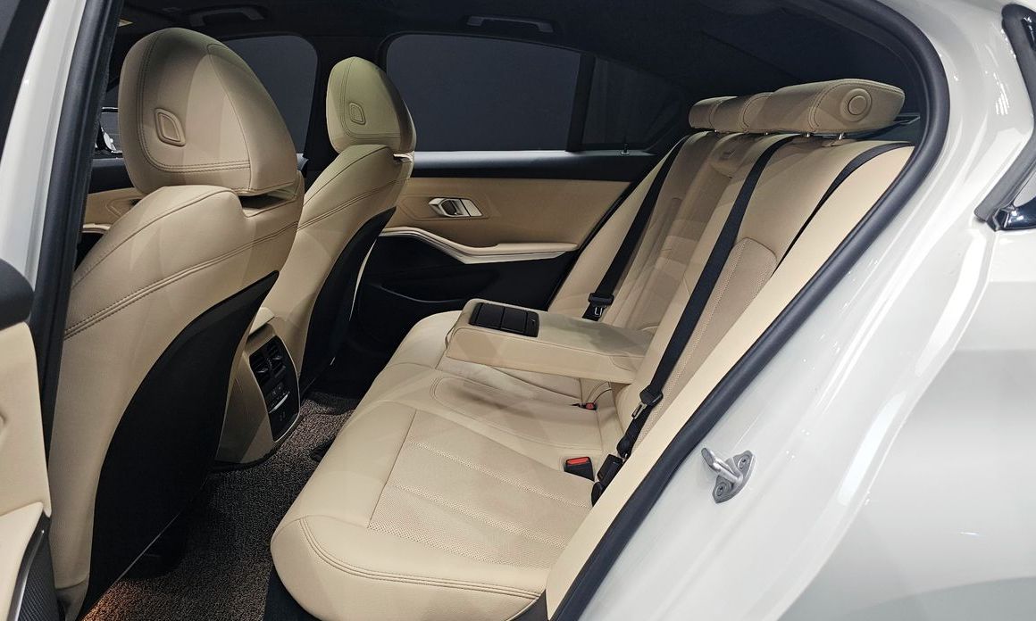 BMW 3-Series 2024