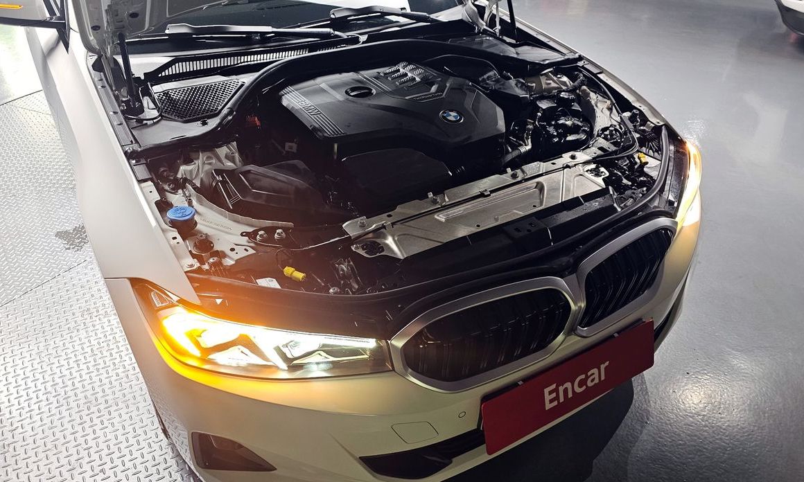 BMW 3-Series 2024