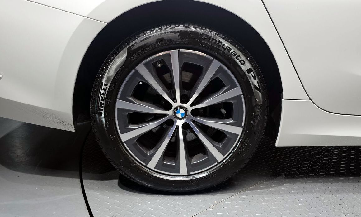 BMW 3-Series 2024
