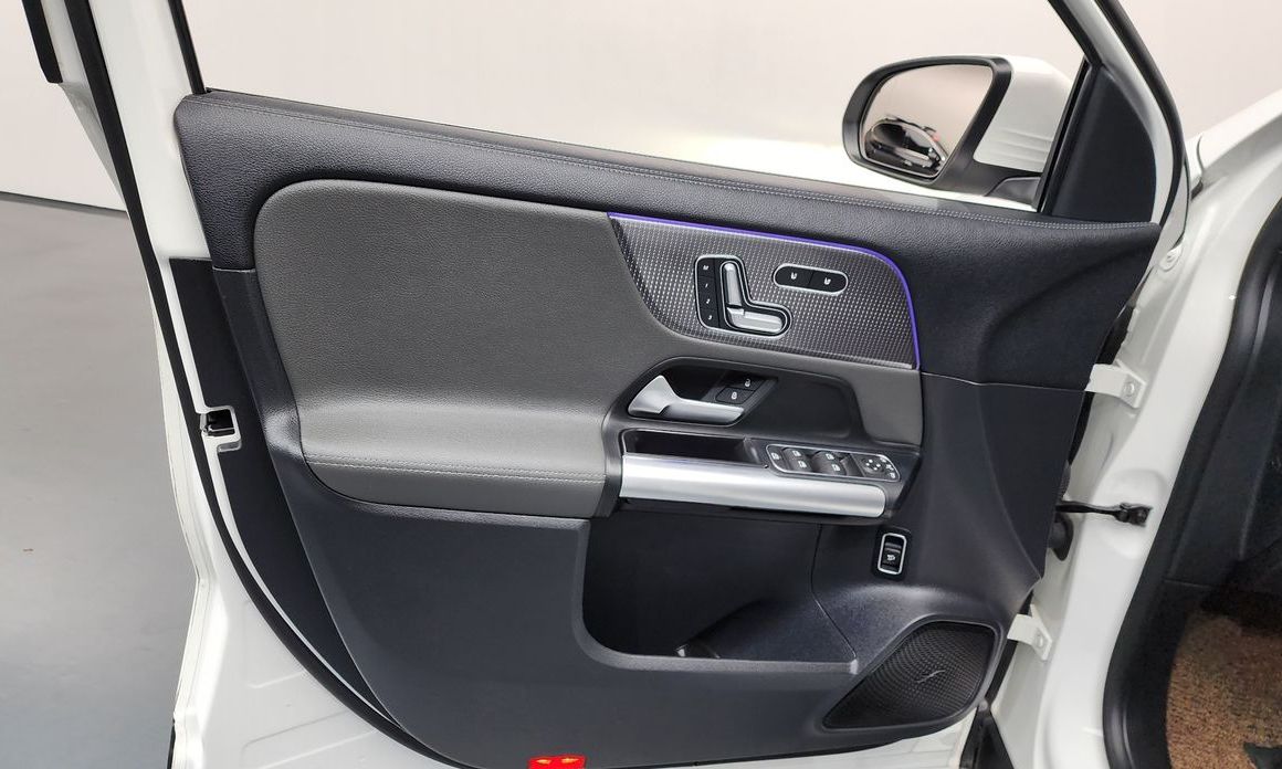 Mercedes-Benz EQA 2023