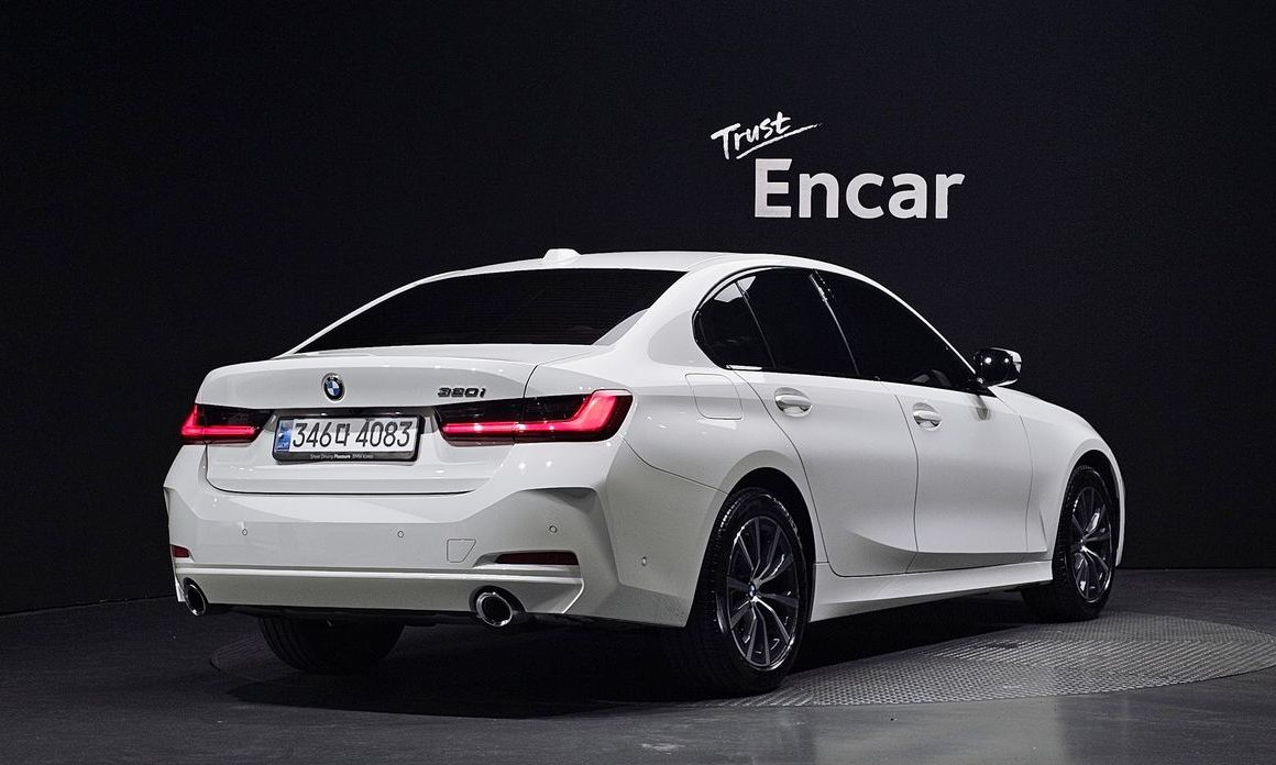BMW 3-Series 2024