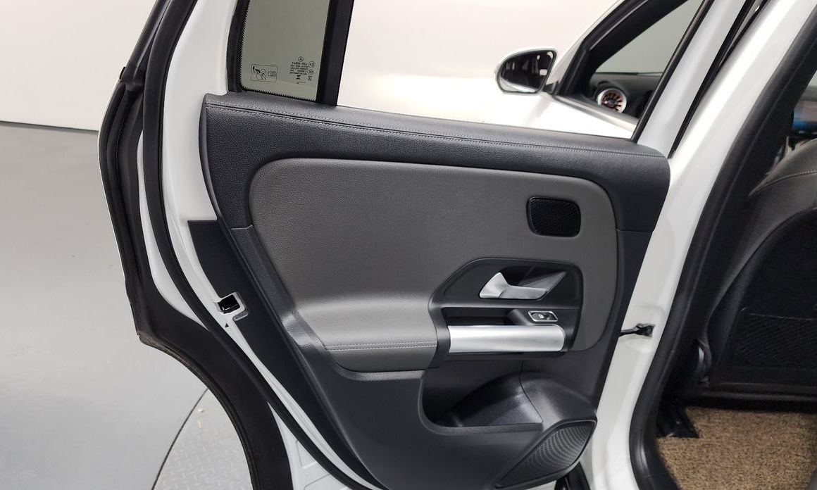 Mercedes-Benz EQA 2023