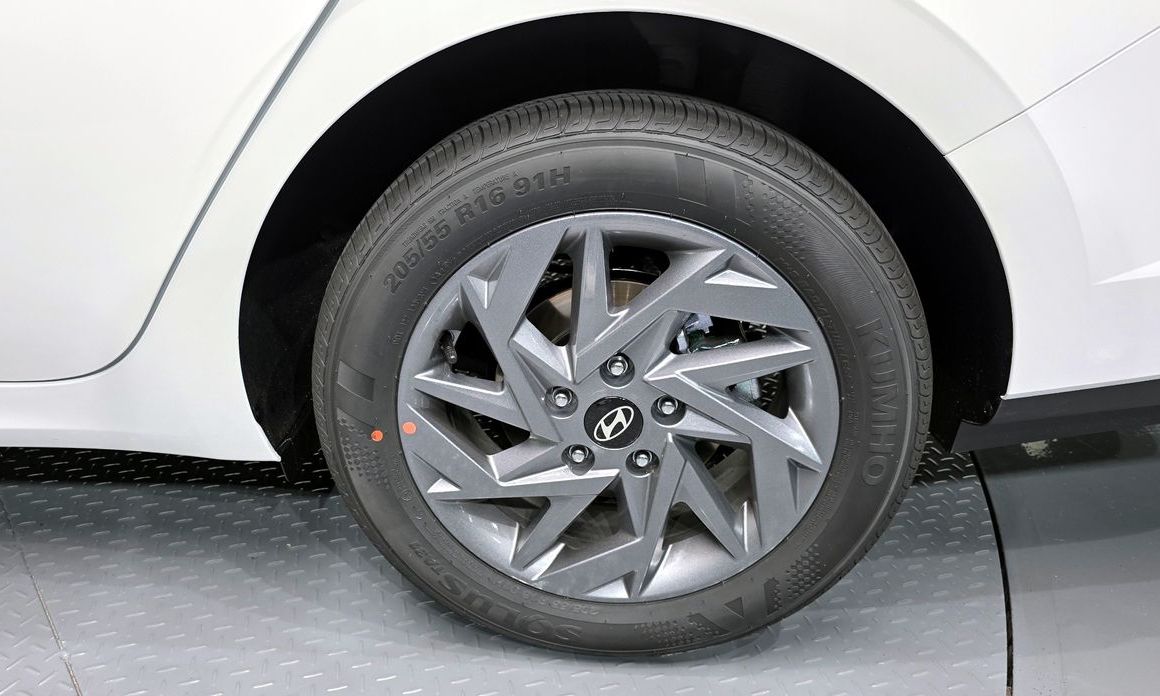 Hyundai AVANTE 2026