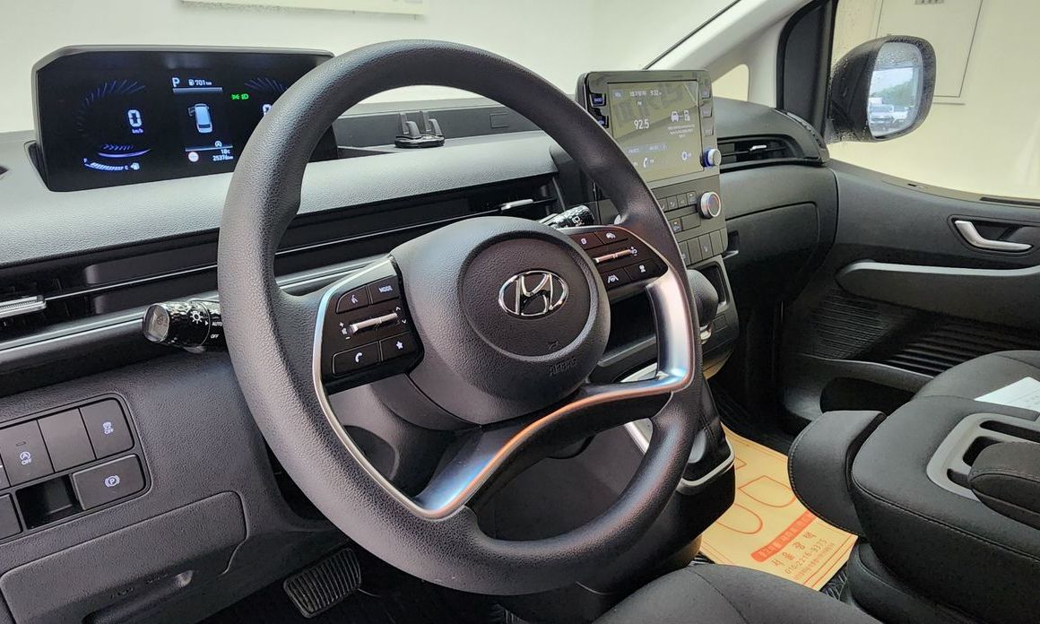 Hyundai Staria 2022