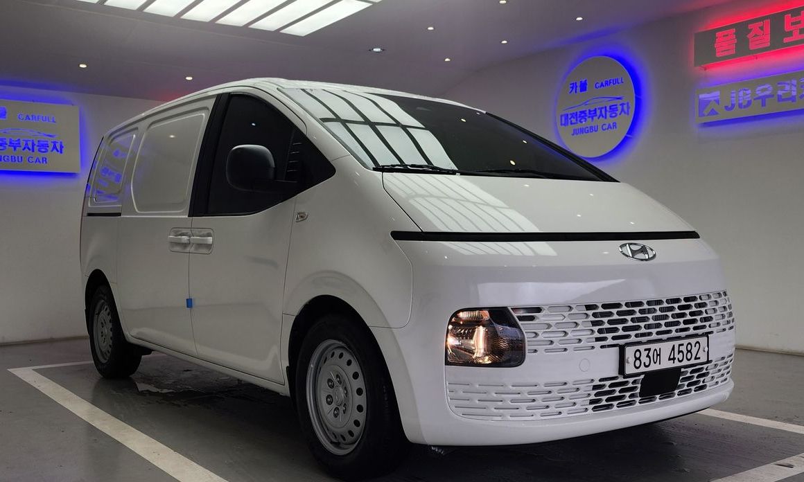 Hyundai Staria 2022