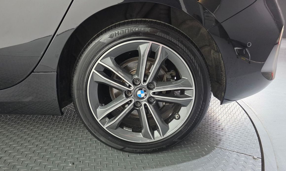 BMW 1-Series 2021