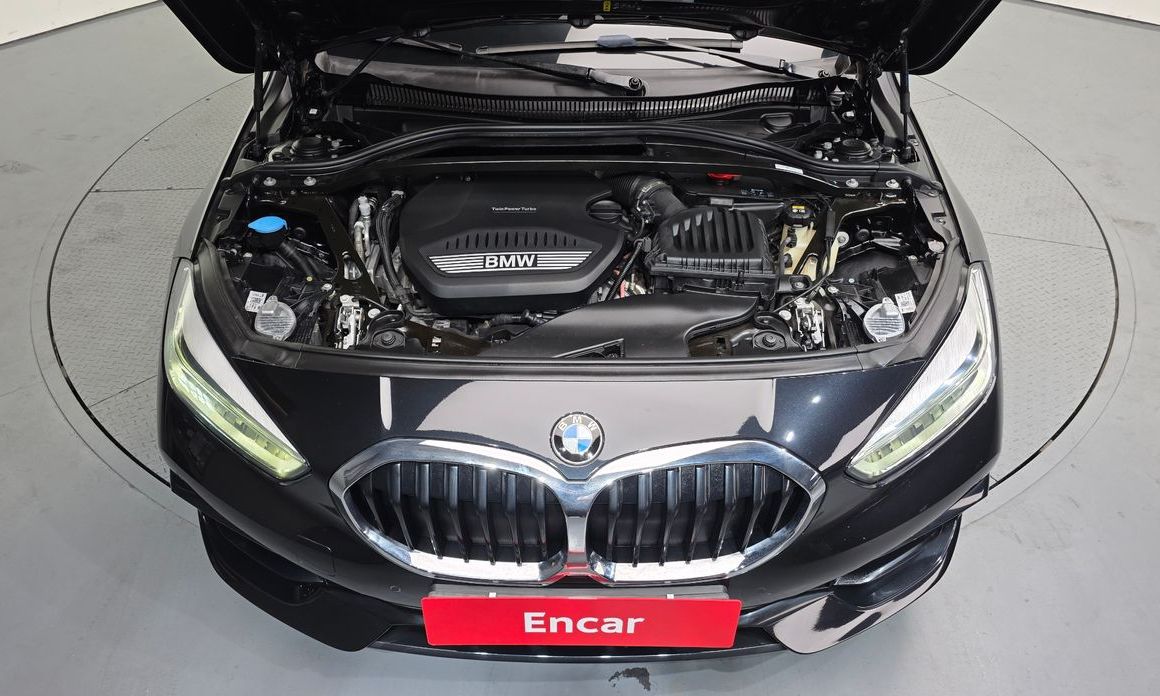 BMW 1-Series 2021