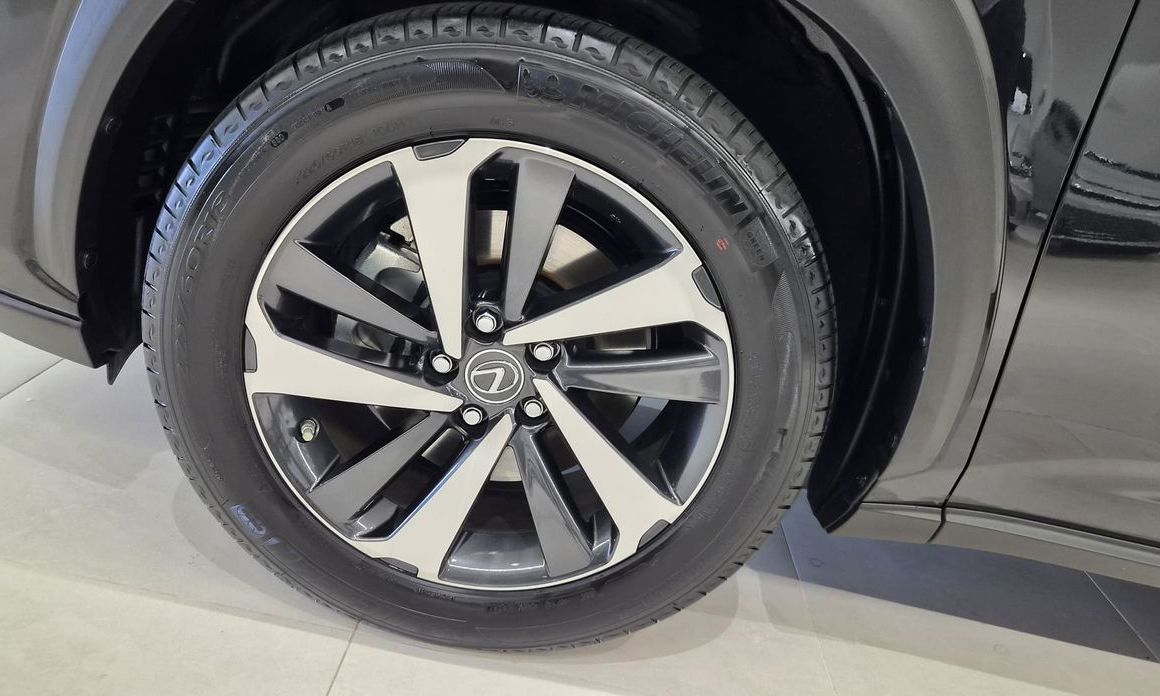 Lexus NX 2021