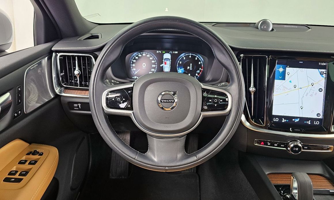 Volvo V60 2022