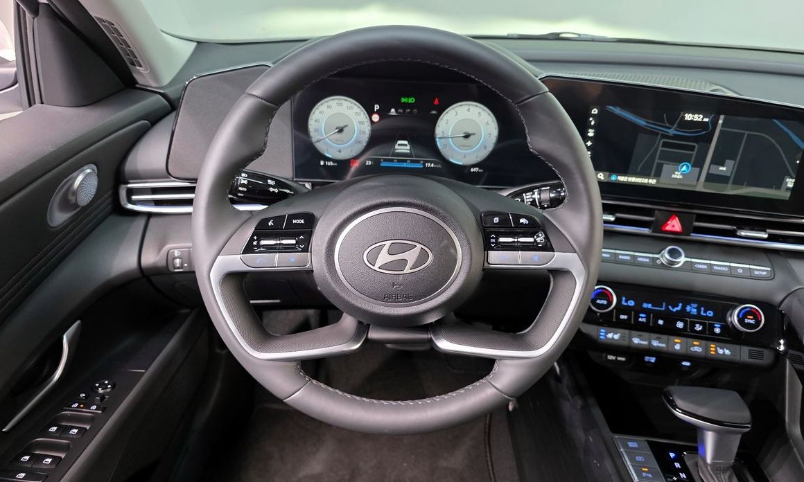 Hyundai AVANTE 2026
