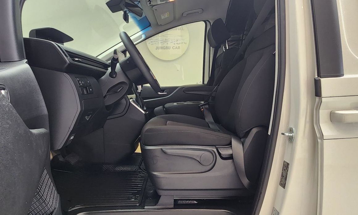 Hyundai Staria 2022