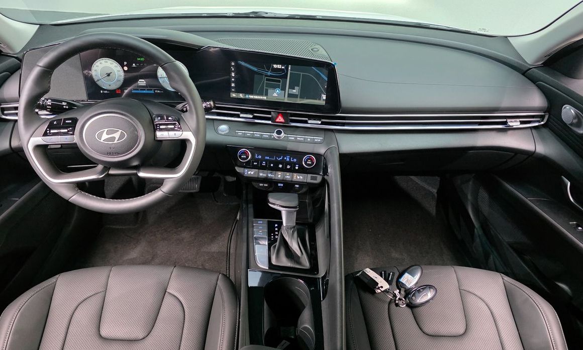 Hyundai AVANTE 2026