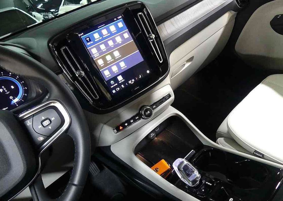 Volvo XC40 2024