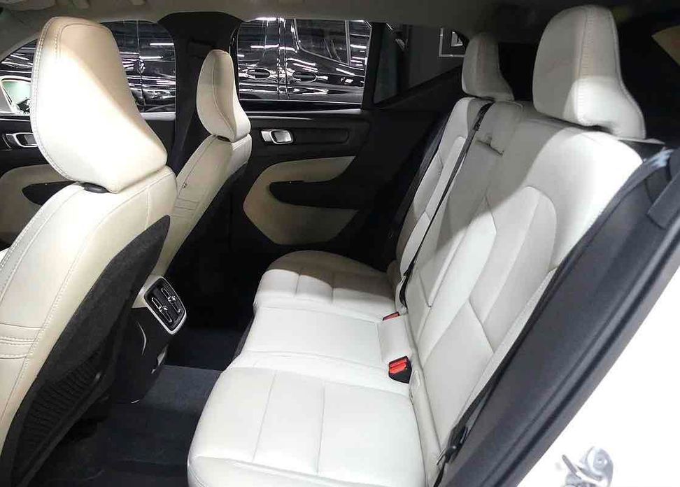 Volvo XC40 2024