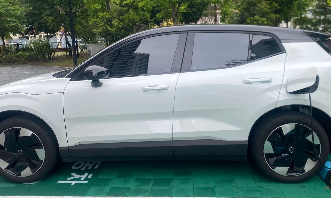 Volvo EX30 2026